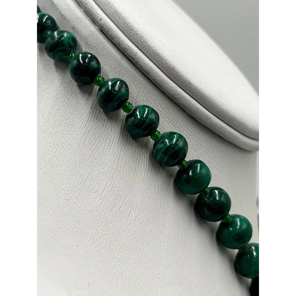 Malachite Vibrant Green with Banding Graduated Round Polished Beaded Necklace‎